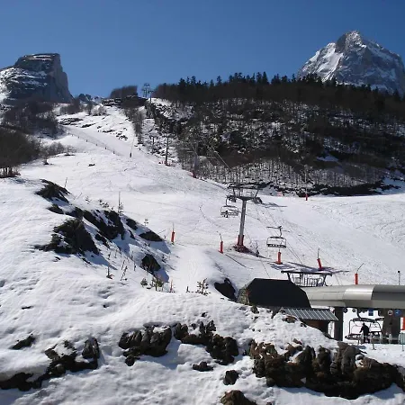 Pour 6 Pers., Pied Des Pistes, Lumineux, Centre Station